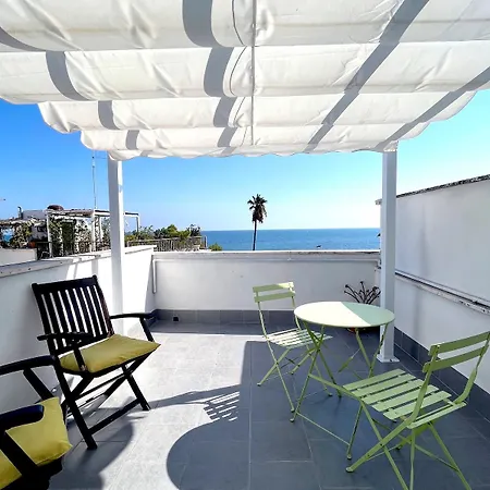 Windows On The Sea Apartment *